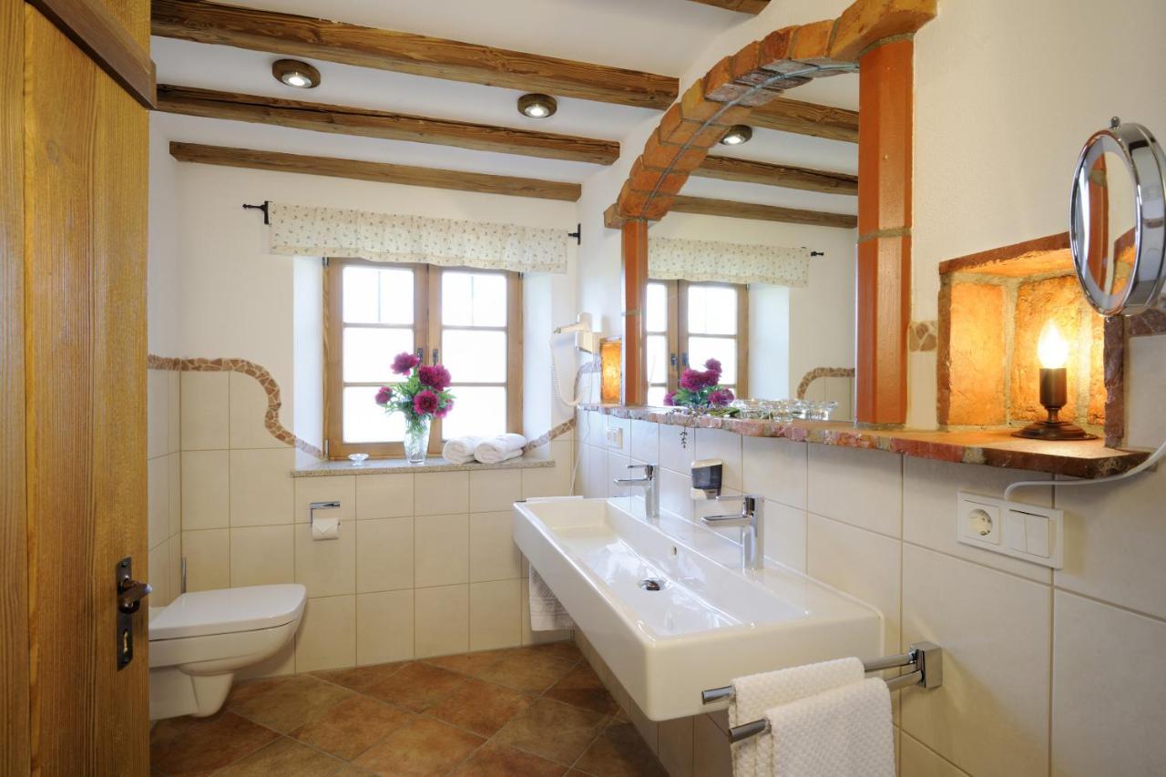 Wimmerhof Hoslwang Room photo