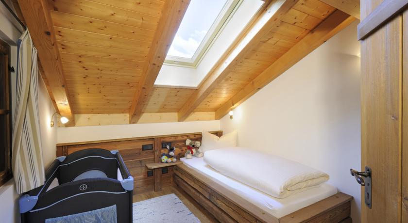 Wimmerhof Hoslwang Room photo